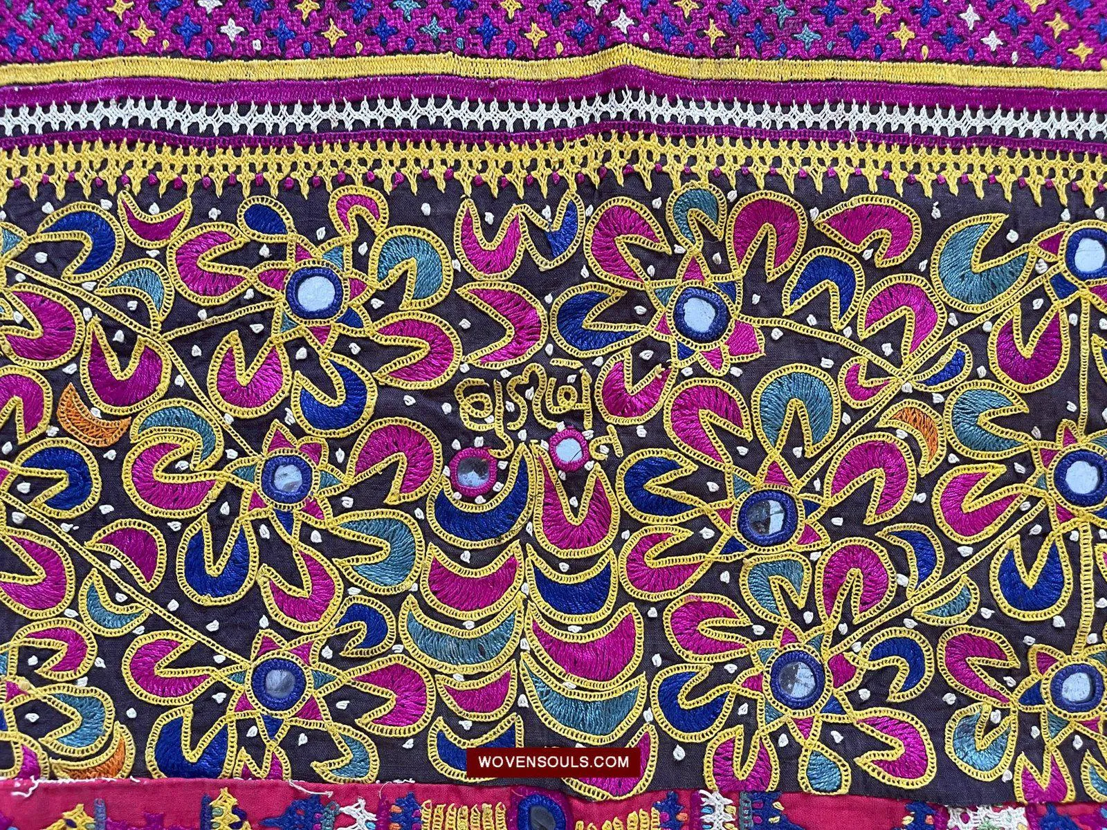 181 Vintage Embroidery Wedding Sari from Kutch
