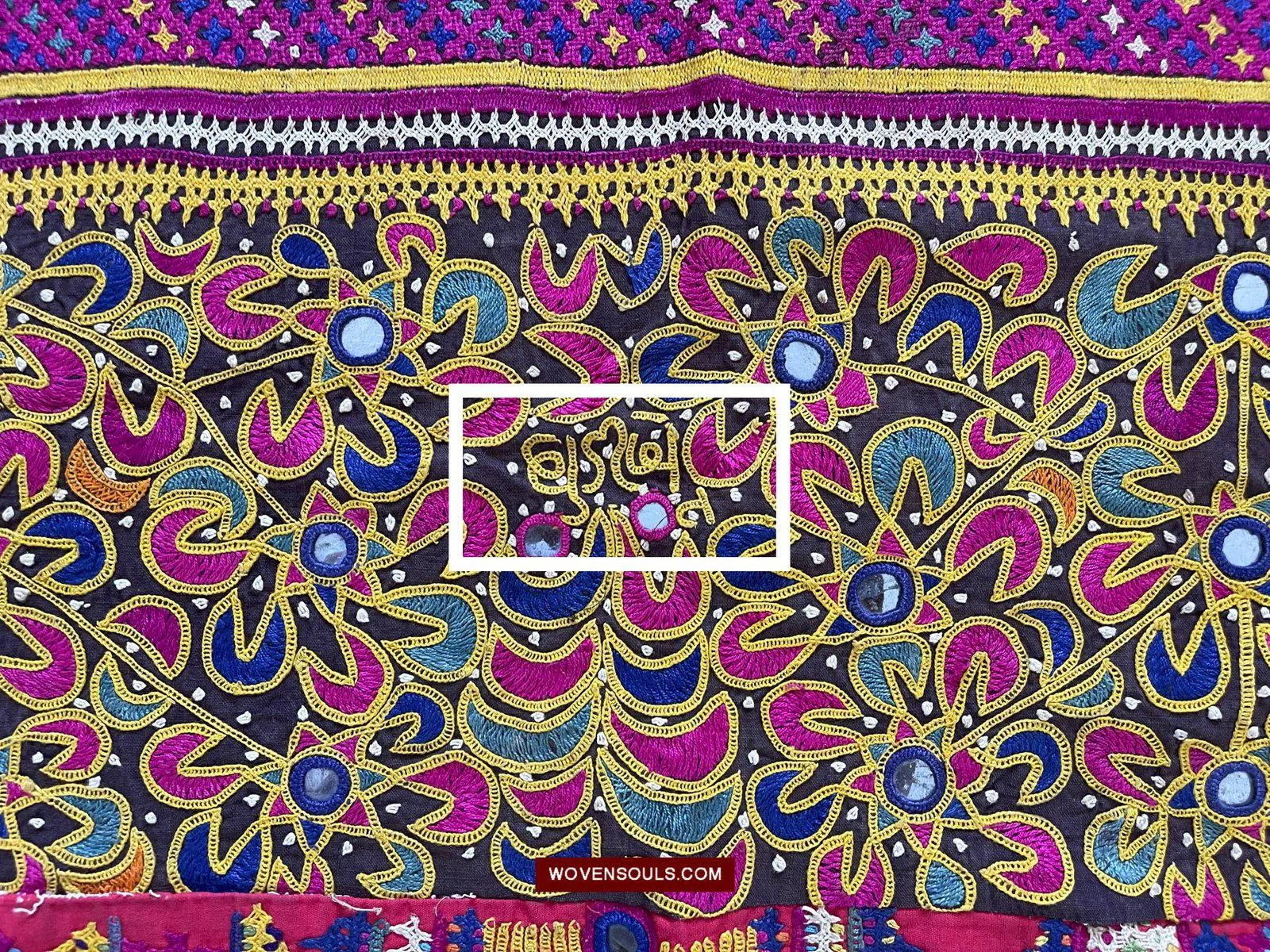 181 Vintage Embroidery Wedding Sari from Kutch