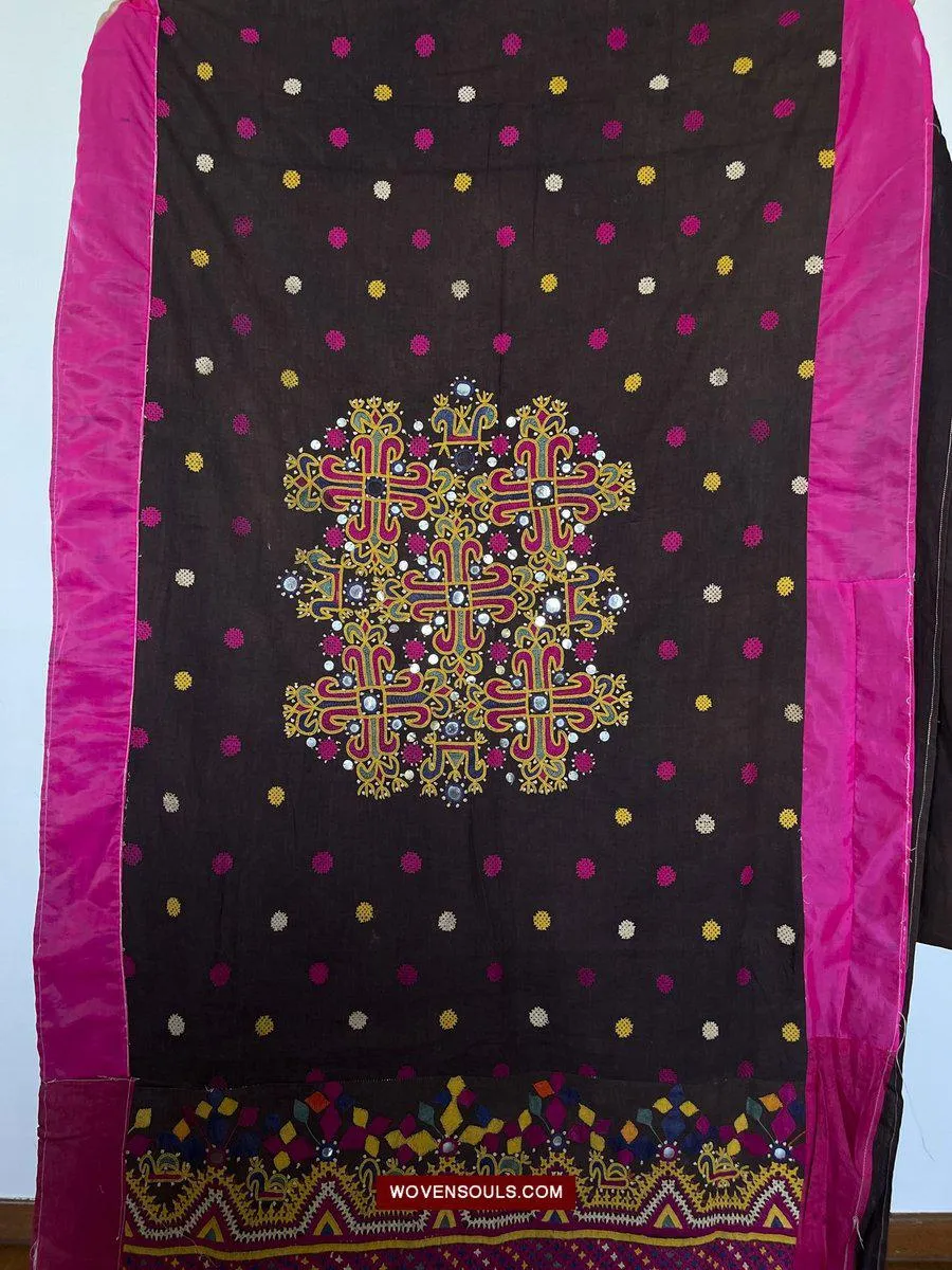 181 Vintage Embroidery Wedding Sari from Kutch