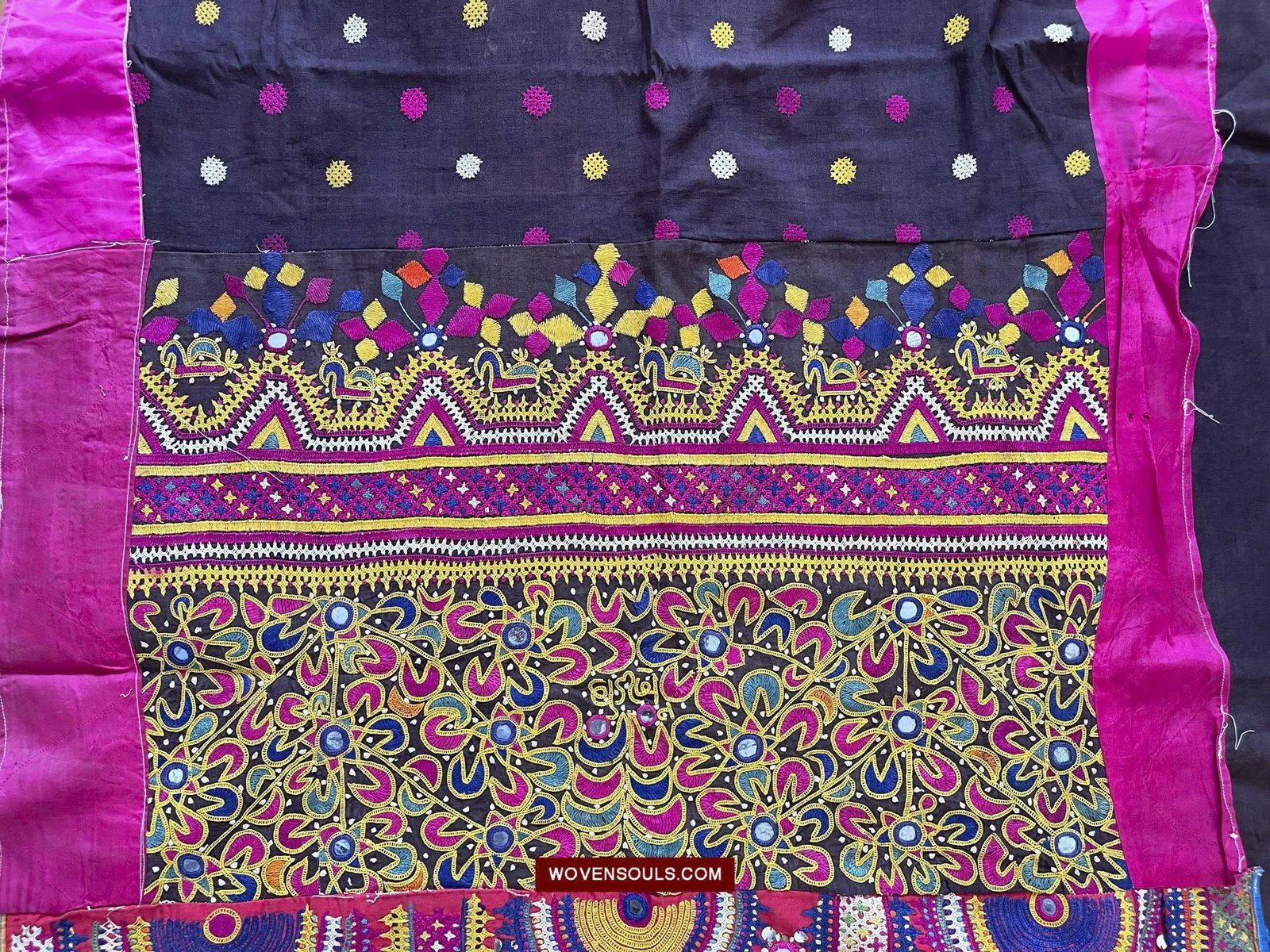 181 Vintage Embroidery Wedding Sari from Kutch