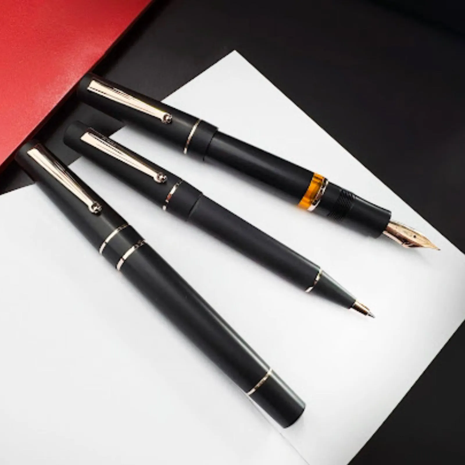 Delta Duna Matte Black Collection - Fountain Pen