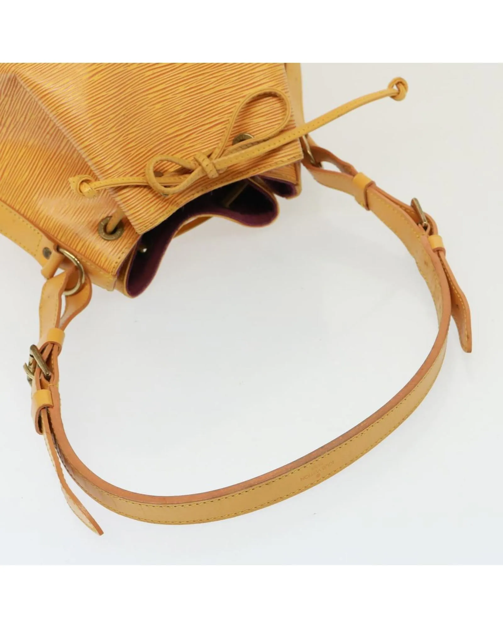 Epi Leather Shoulder Bag with Adjustable Strap and Classic Design