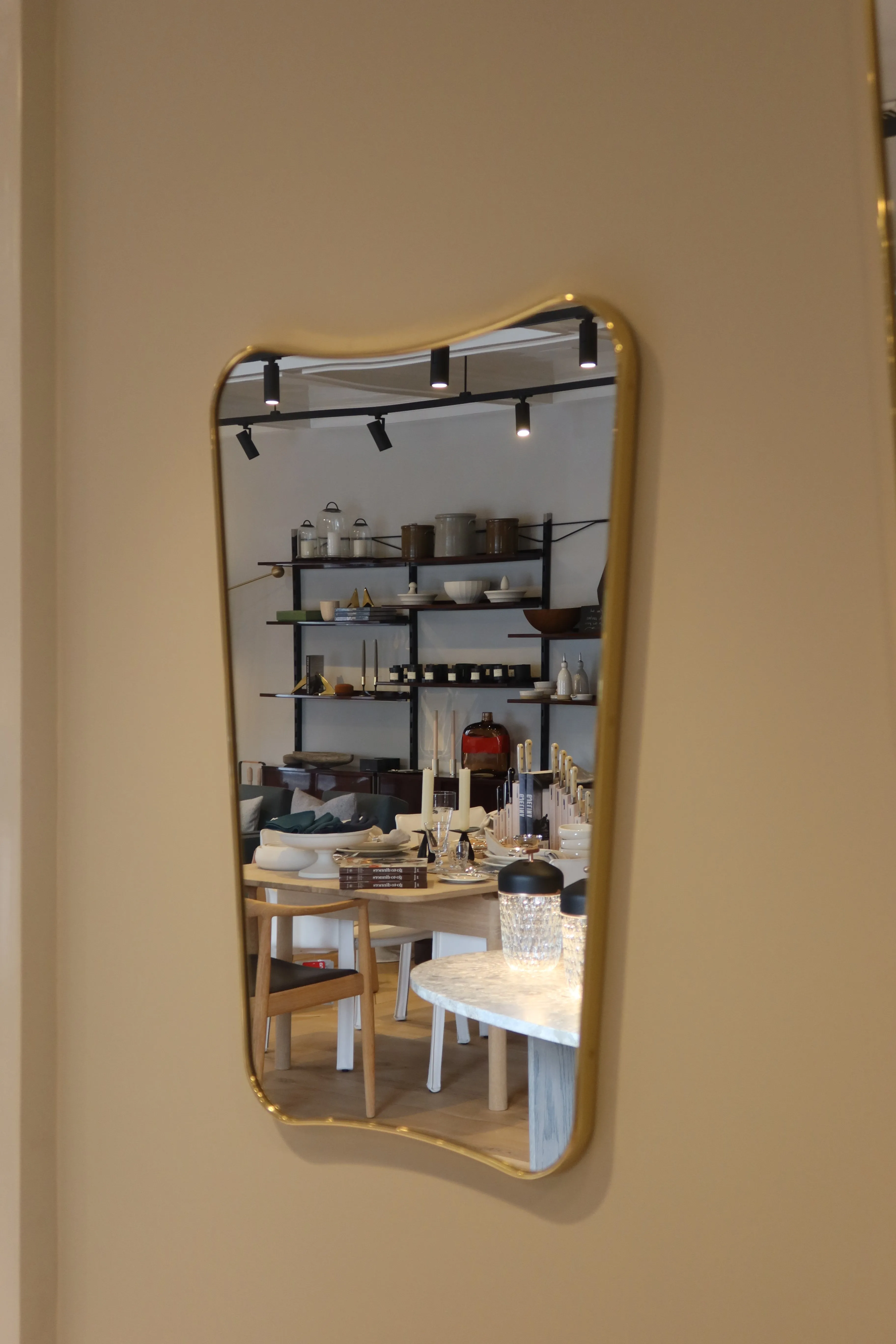 FA 33 Gio Ponti Rectangular Mirror by Gubi