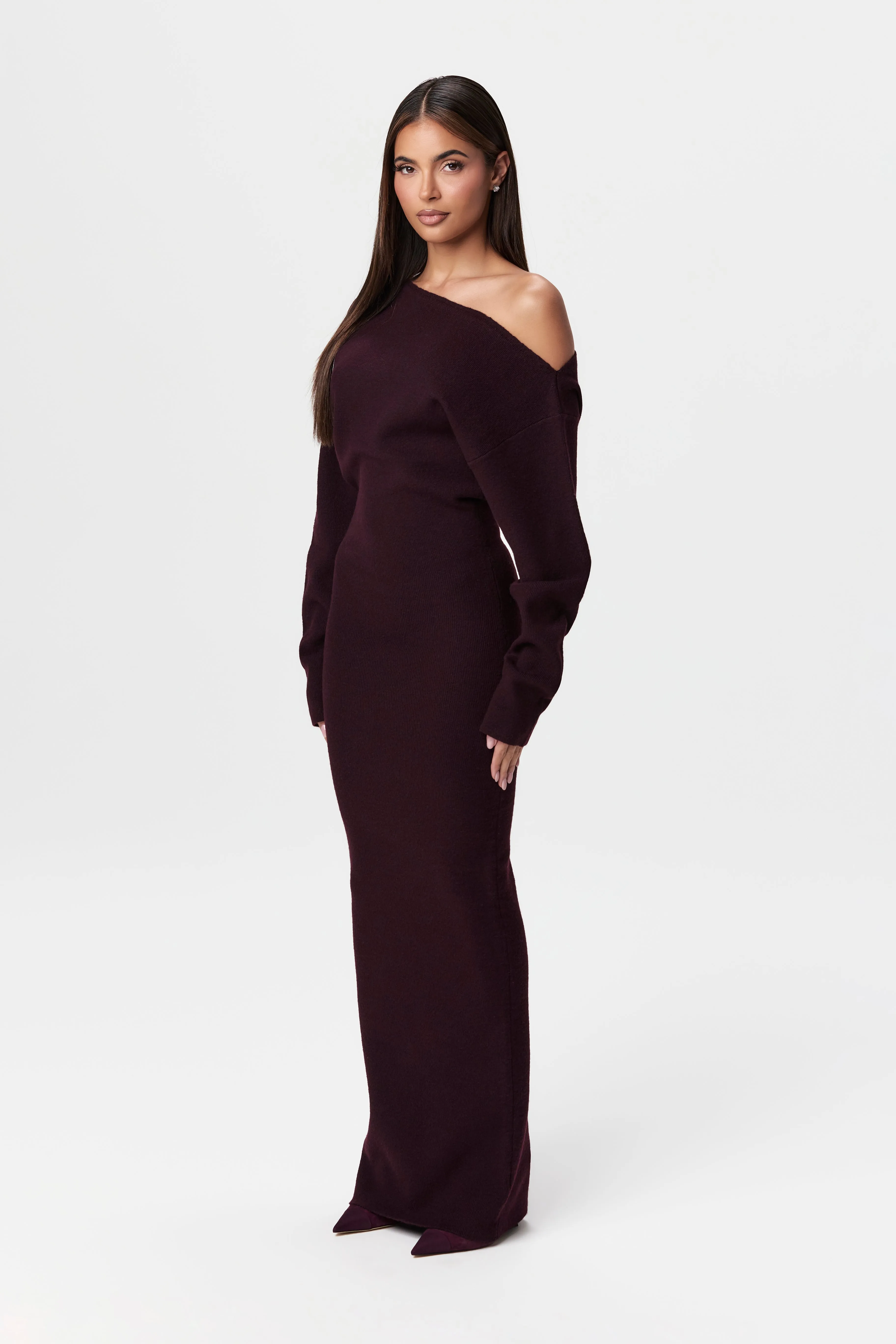 Elegant Knitted Off-Shoulder Maxi Sweater Dress