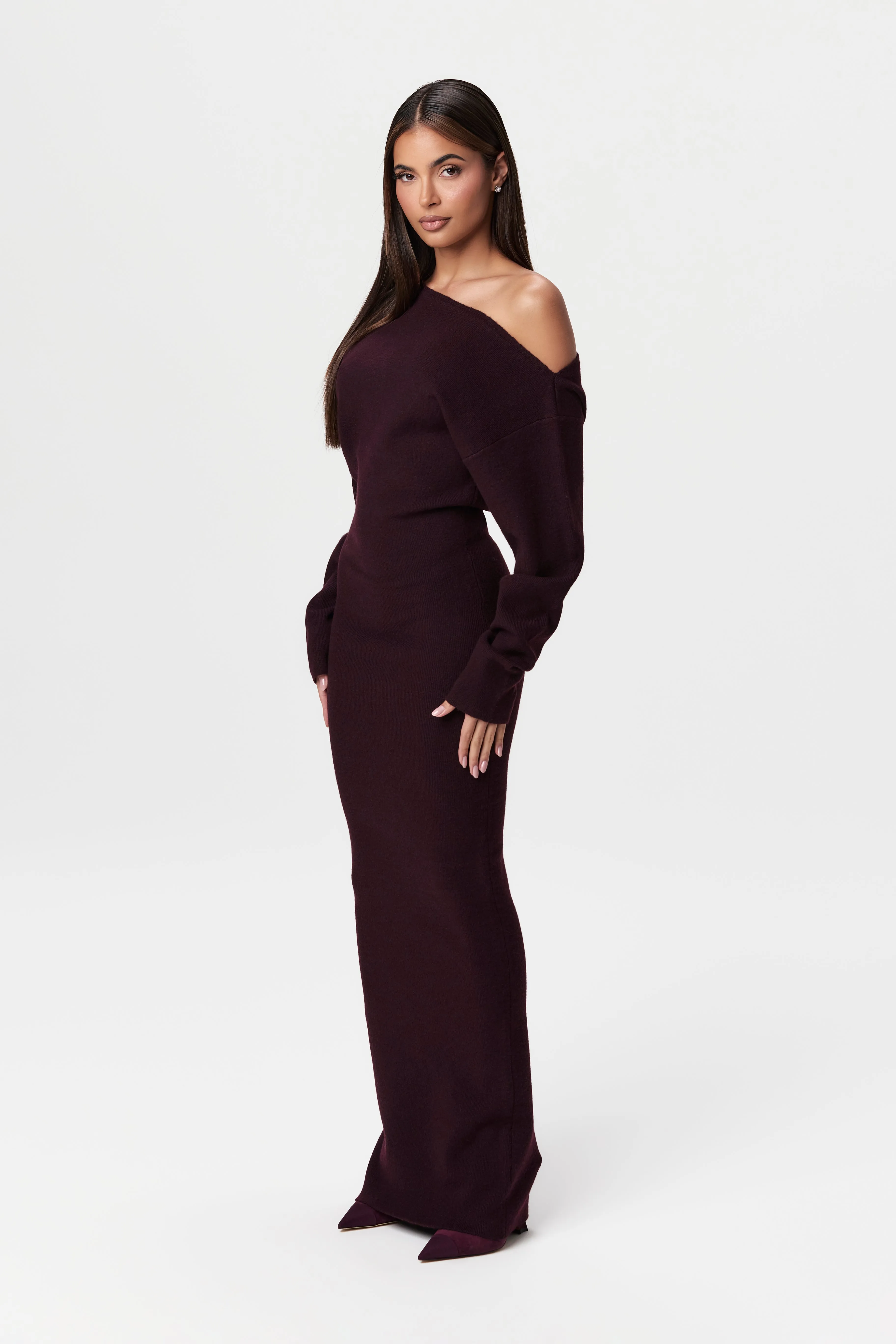 Elegant Knitted Off-Shoulder Maxi Sweater Dress