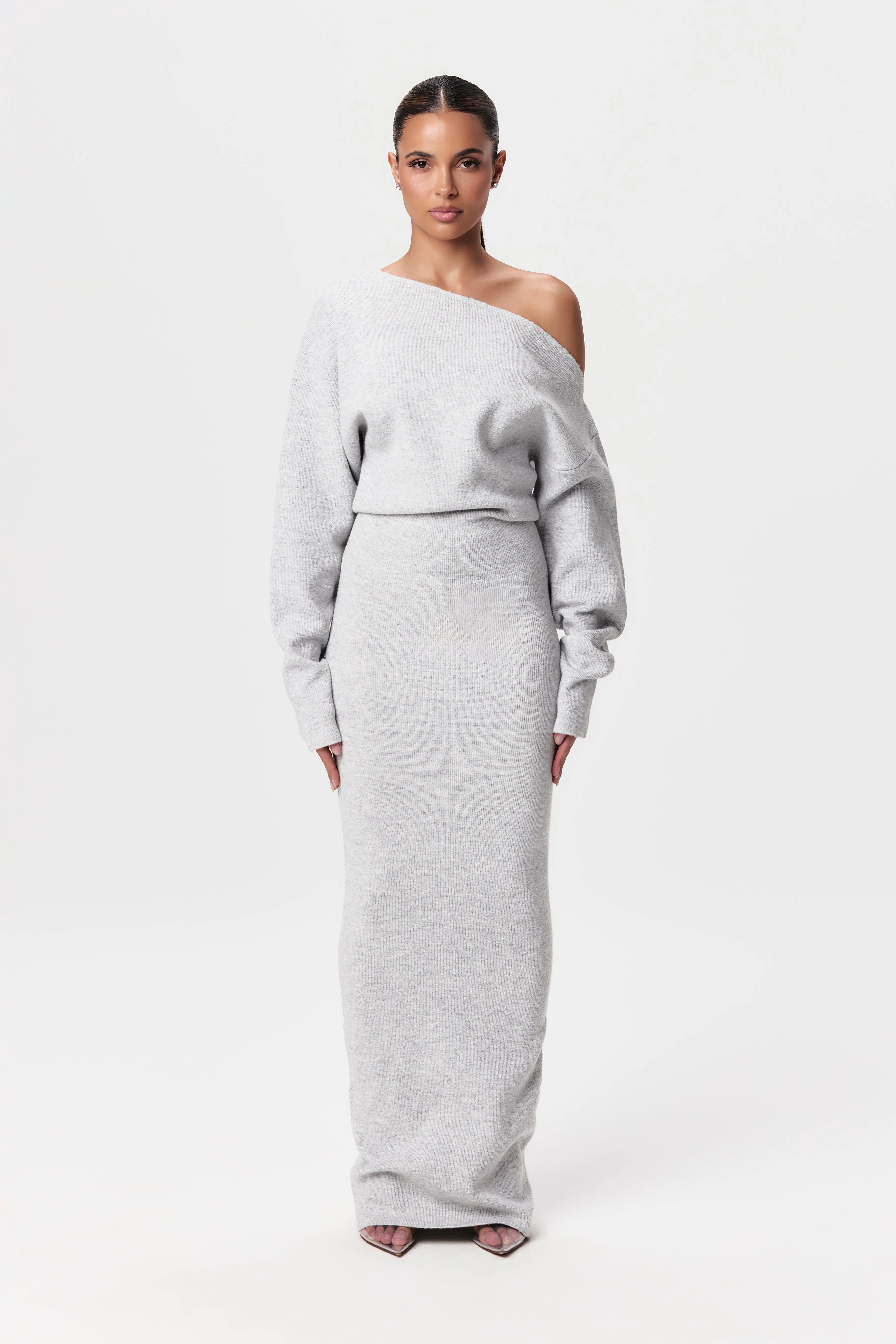Elegant Knitted Off-Shoulder Maxi Sweater Dress