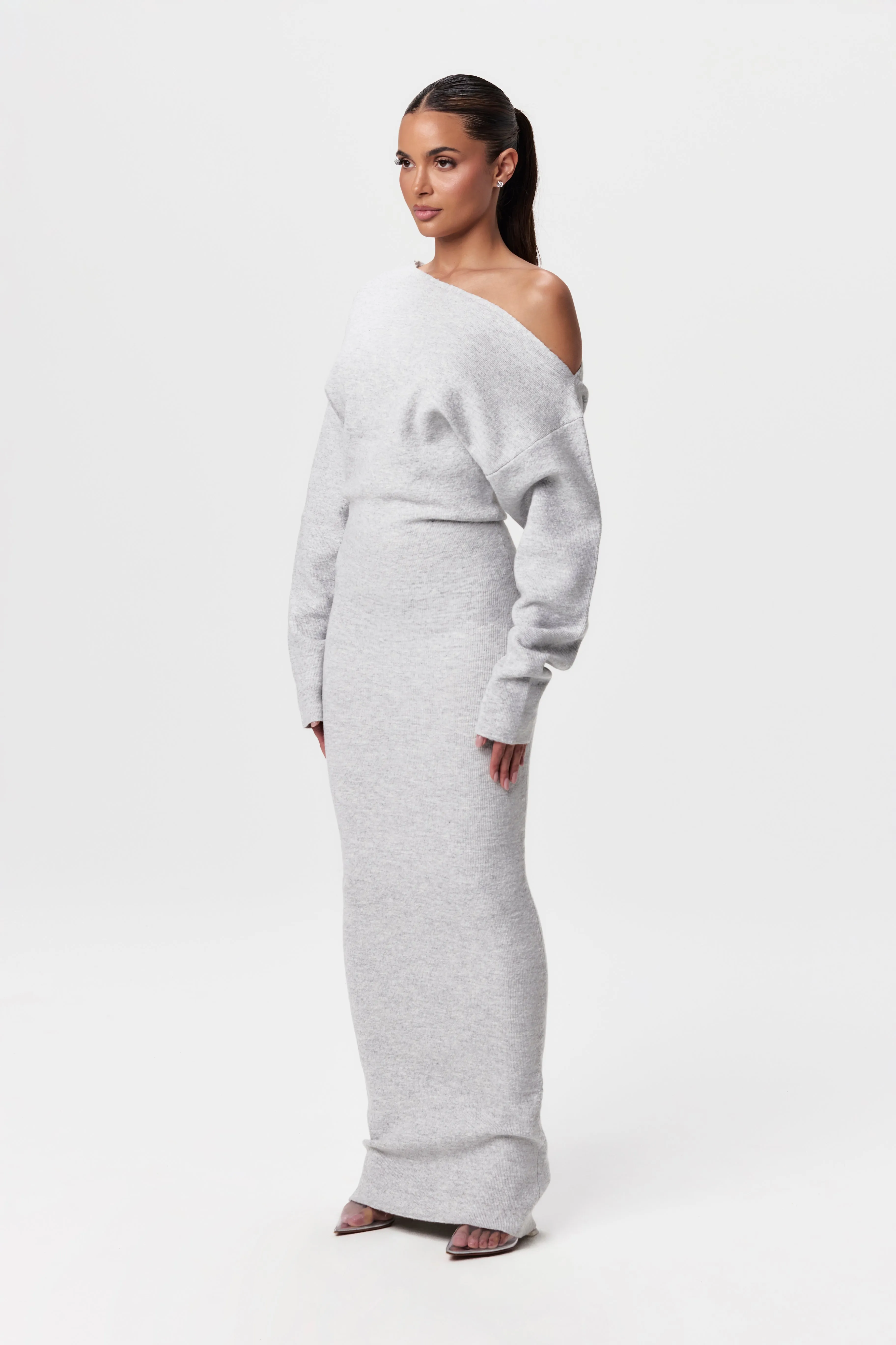 Elegant Knitted Off-Shoulder Maxi Sweater Dress