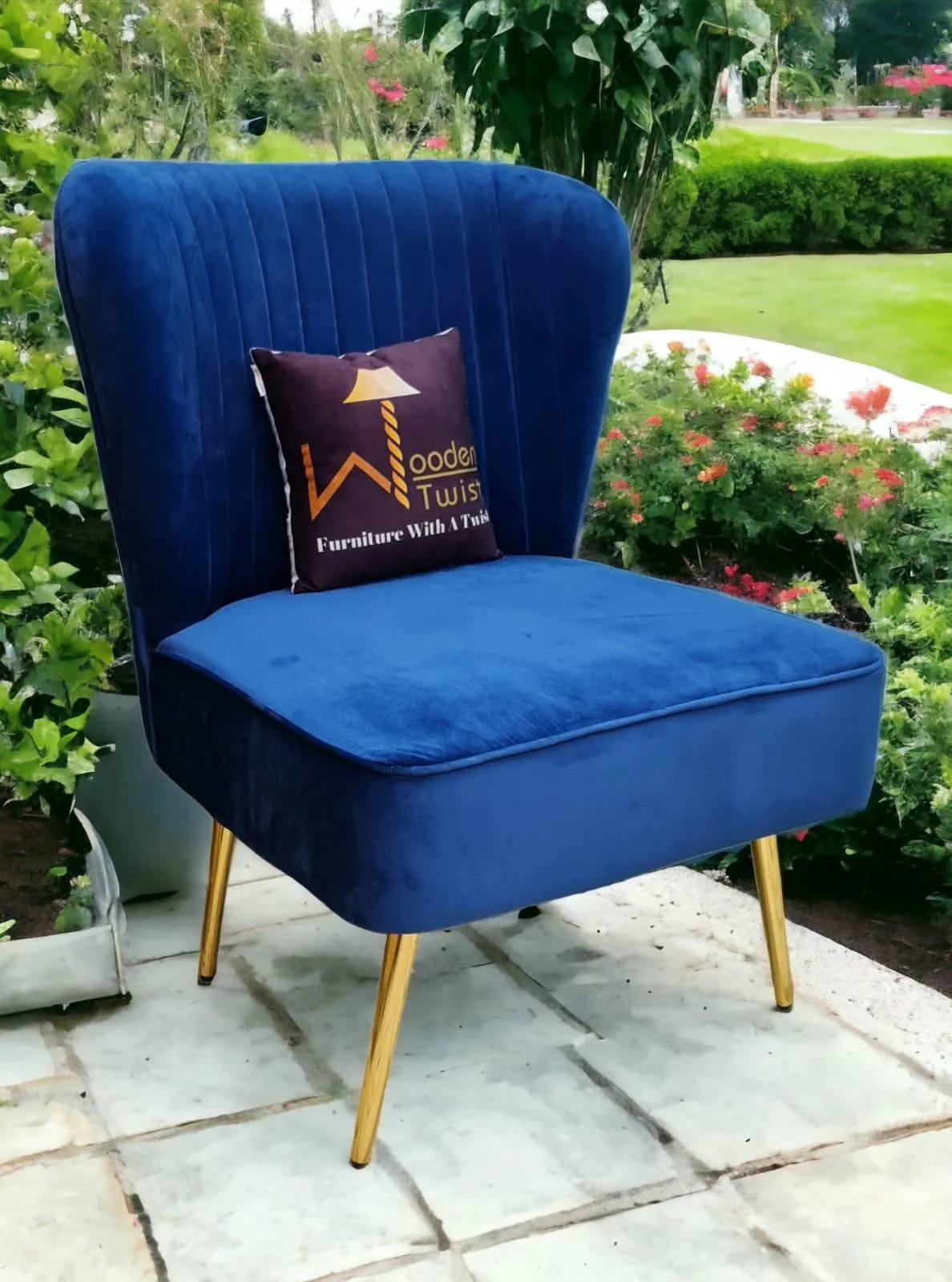 Modern Wide Tufted Velvet Wing Chair for Living Room (Metal Legs)