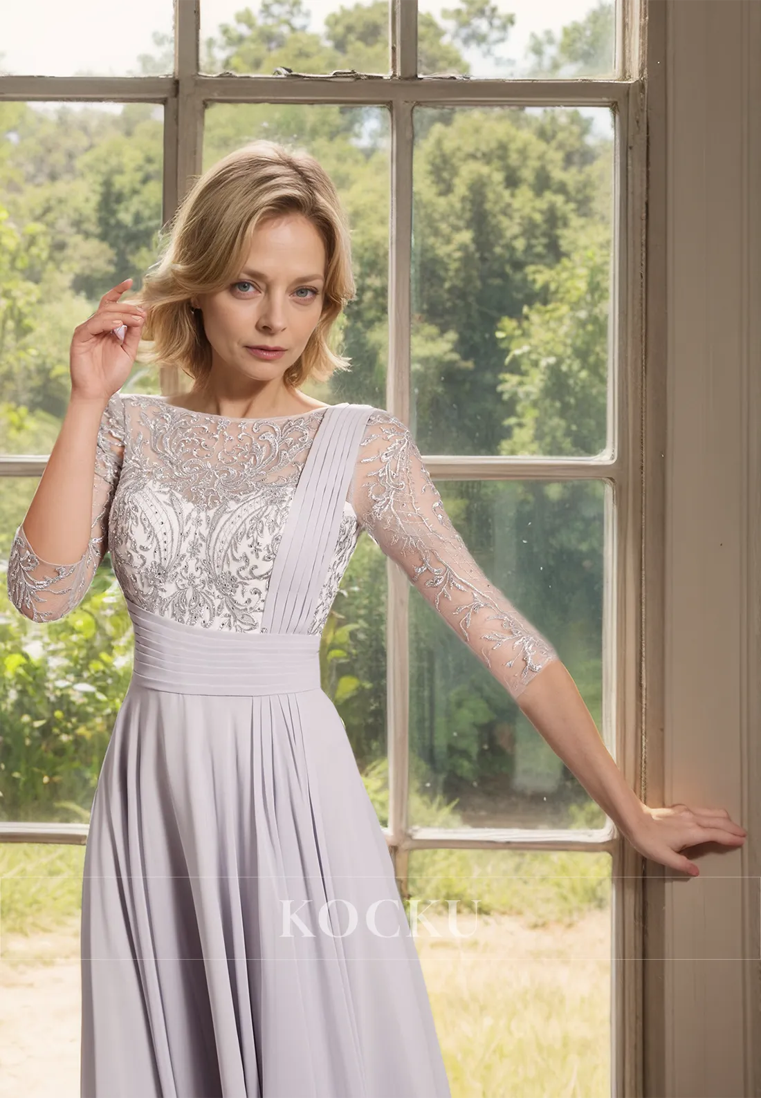 Scoop Neck A-Line Long Sleeves Pleats Chiffon Cocktail Dress with Appliques Mother of Groom