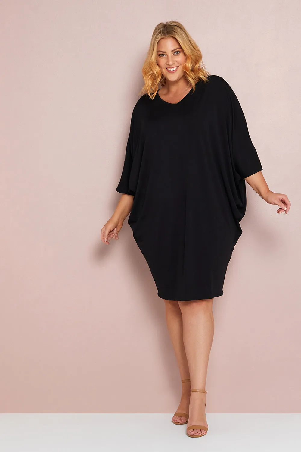 Short Cocoon Dress - Black