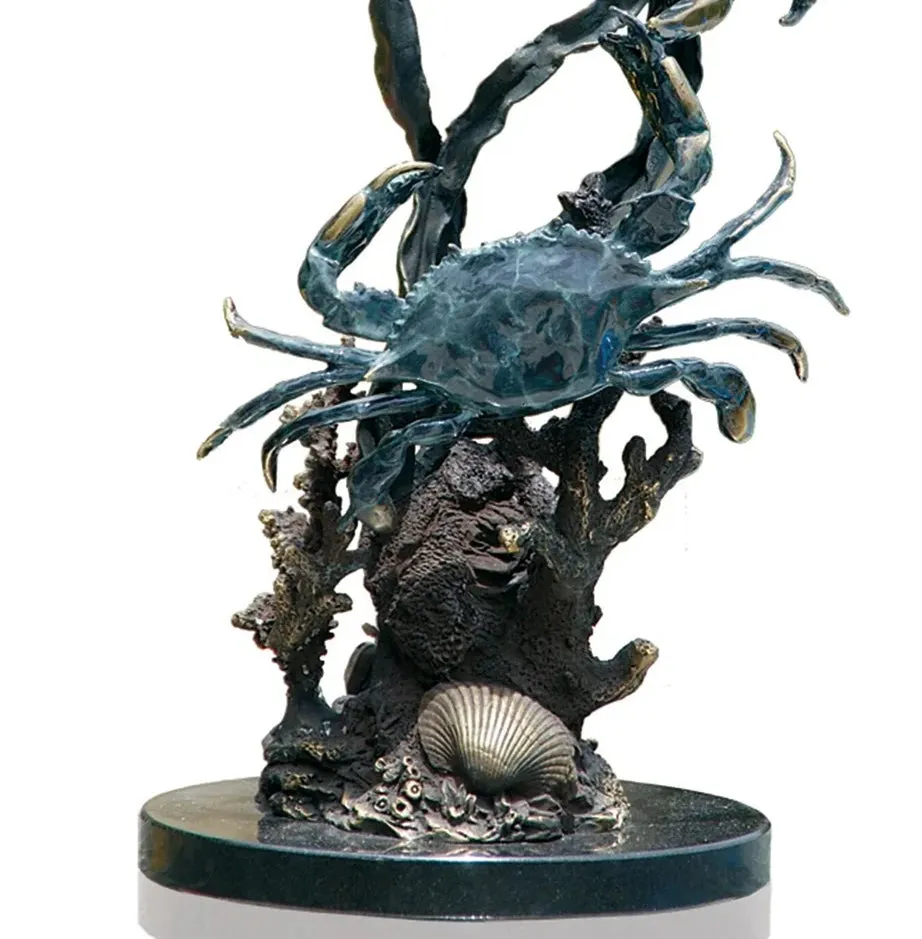 Sparring Bluepoint Crabs Sculpture