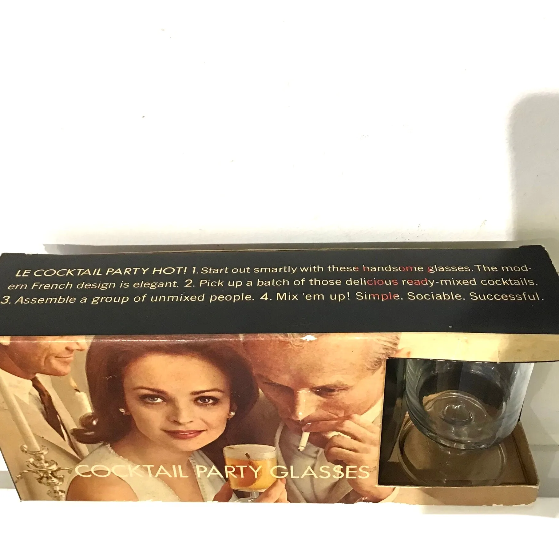 Vintage Boxed Set of 4 Cocktail Glasses